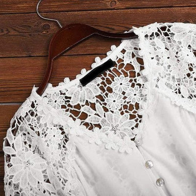 SARA™ | - Bloemen Kant Blouse
